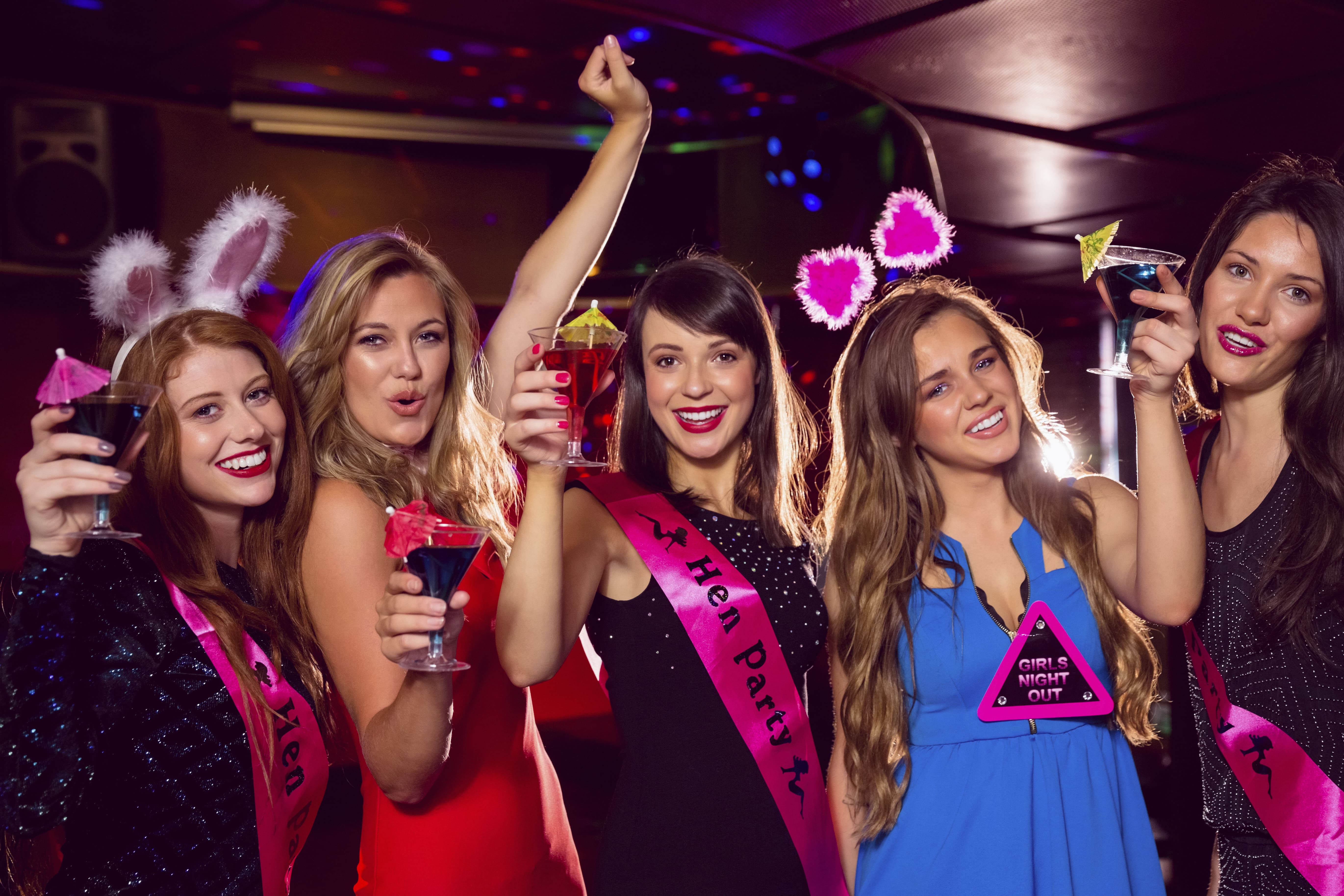 hen party - iStock_000055889718_Double-min